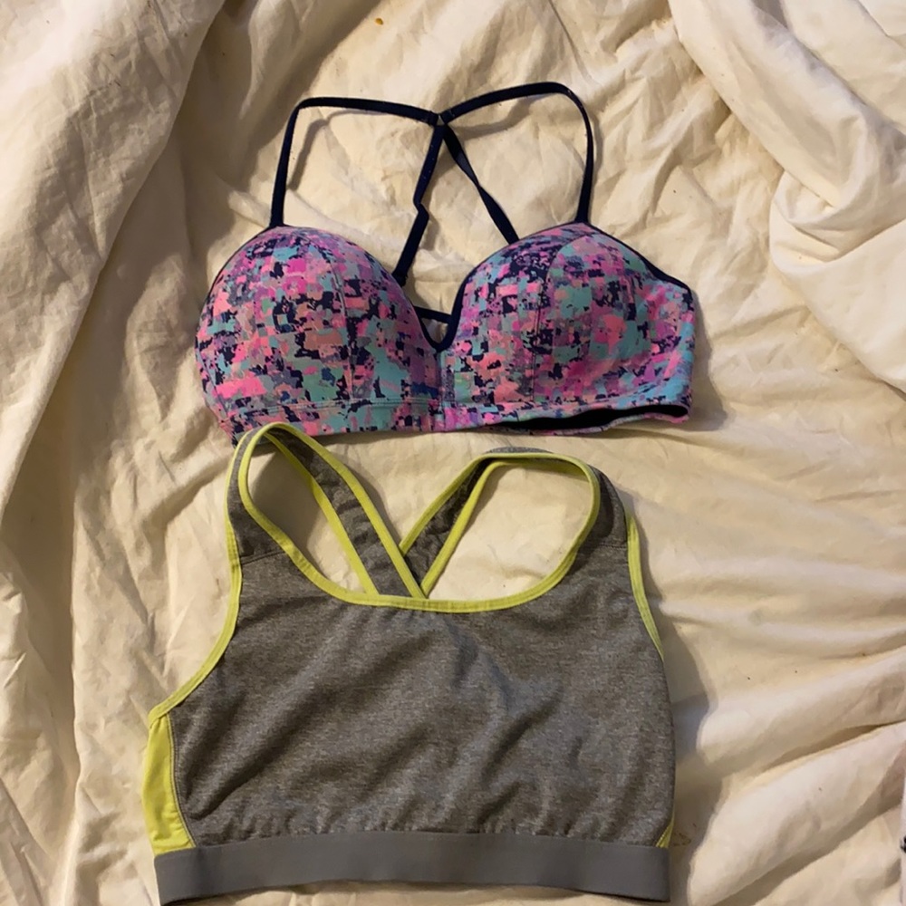 Sports bra